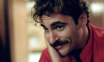 Joaquin Phoenix in Her 014 400x240